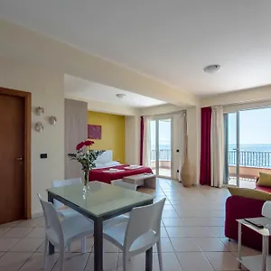 La Sirena 3* Santa Teresa Di Riva